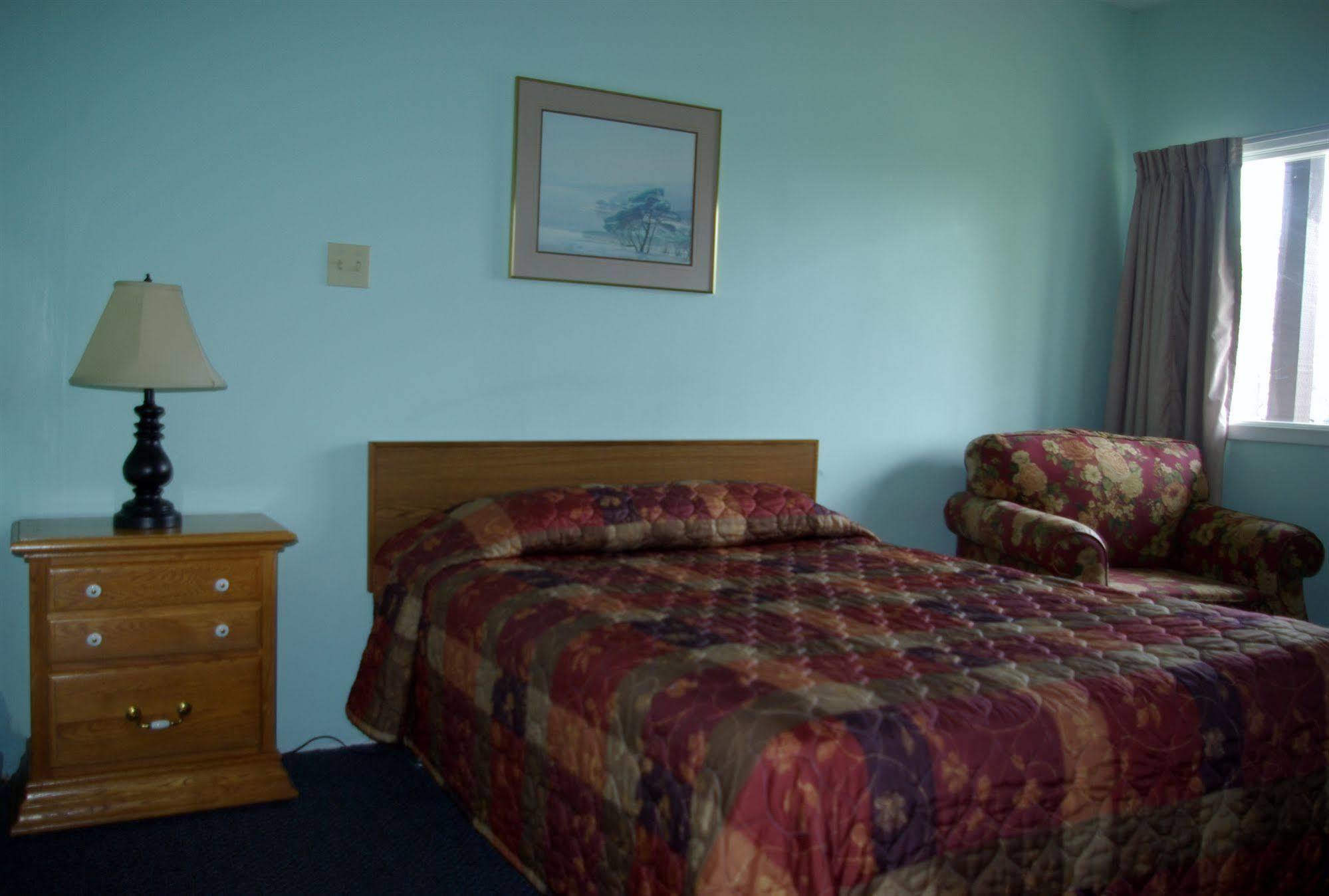 Tidal Bore Inn Truro Luaran gambar